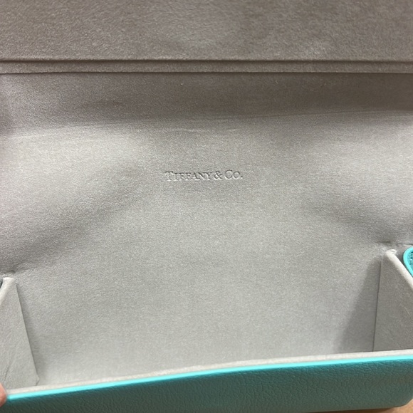 Tiffany & Co. Sunglasses case - Picture 2 of 4